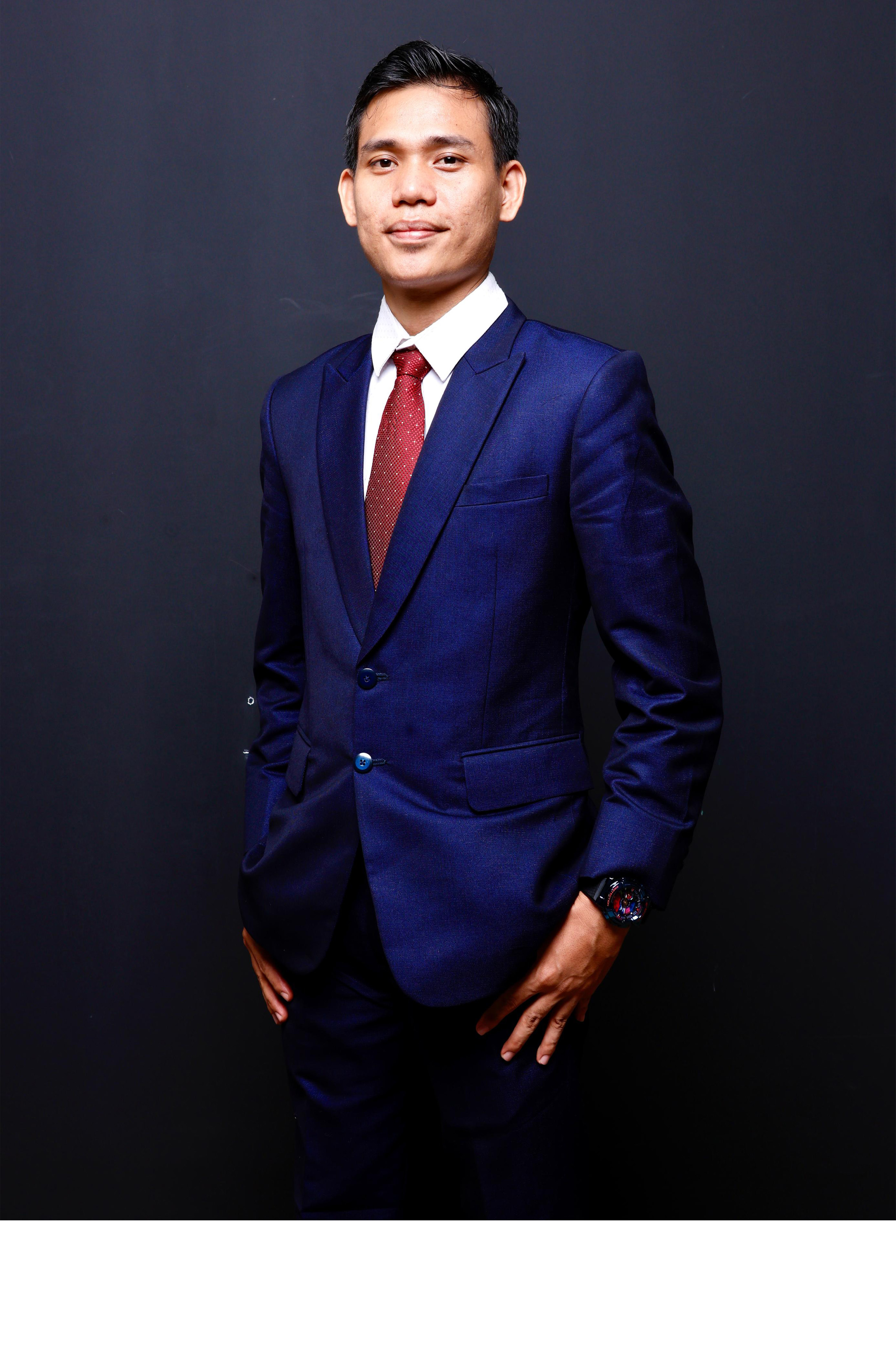 Tuan Boy Cris Veri Parapat, S.H
