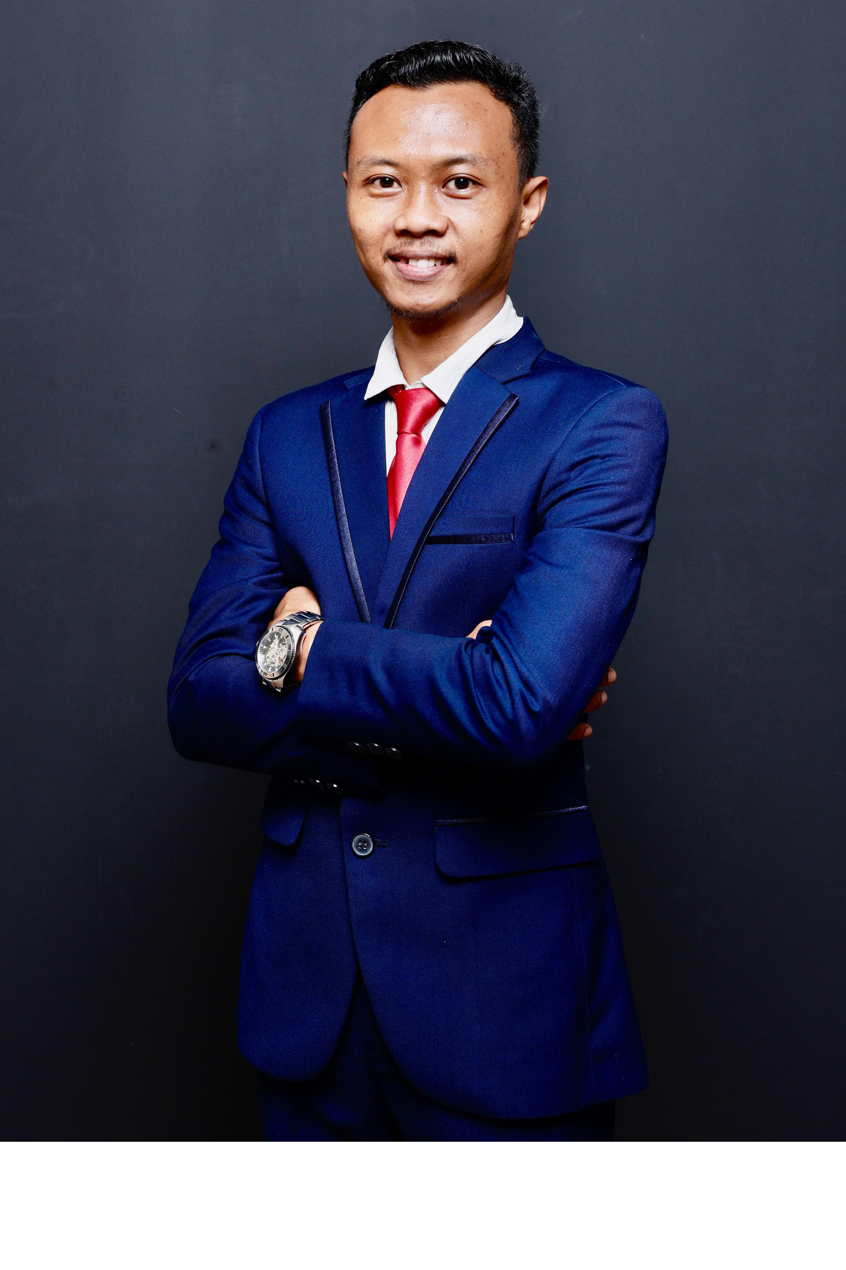 Deny Wahyu Saputro, S.H
